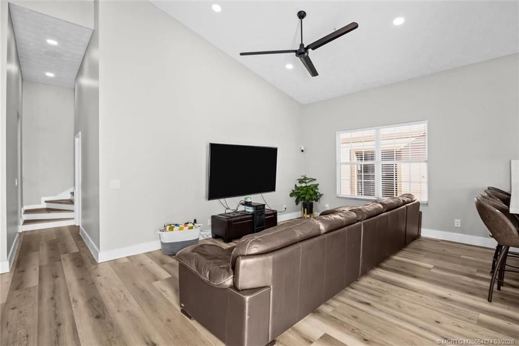 561 Nettles Boulevard, Jensen Beach, FL 34957 Photo