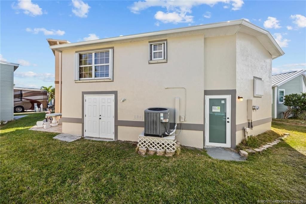 561 Nettles Boulevard, Jensen Beach, FL 34957 Photo
