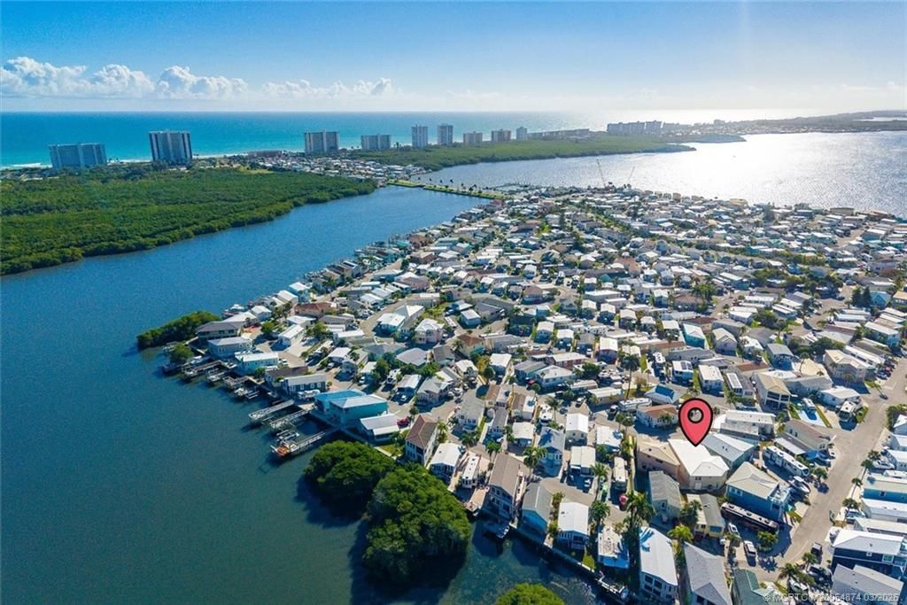 561 Nettles Boulevard, Jensen Beach, FL 34957 Photo