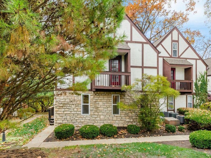 1585 Arlington Avenue, Unit 1585A, Columbus, OH 43212 Photo 1