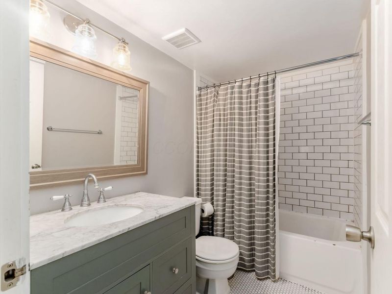 1585 Arlington Avenue, Unit 1585A, Columbus, OH 43212 Photo 19