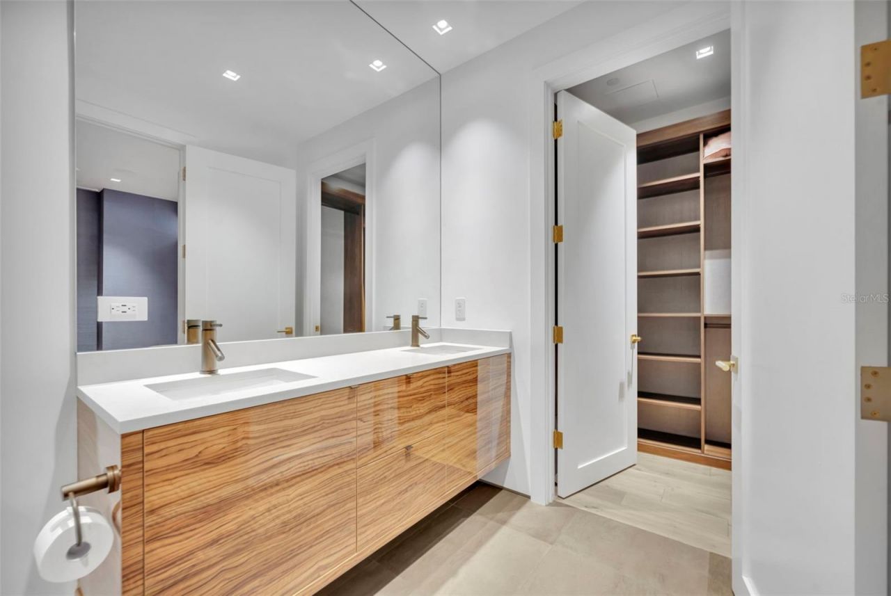 100 S Eola Drive , Unit PH 116, Orlando, FL 32801 Photo