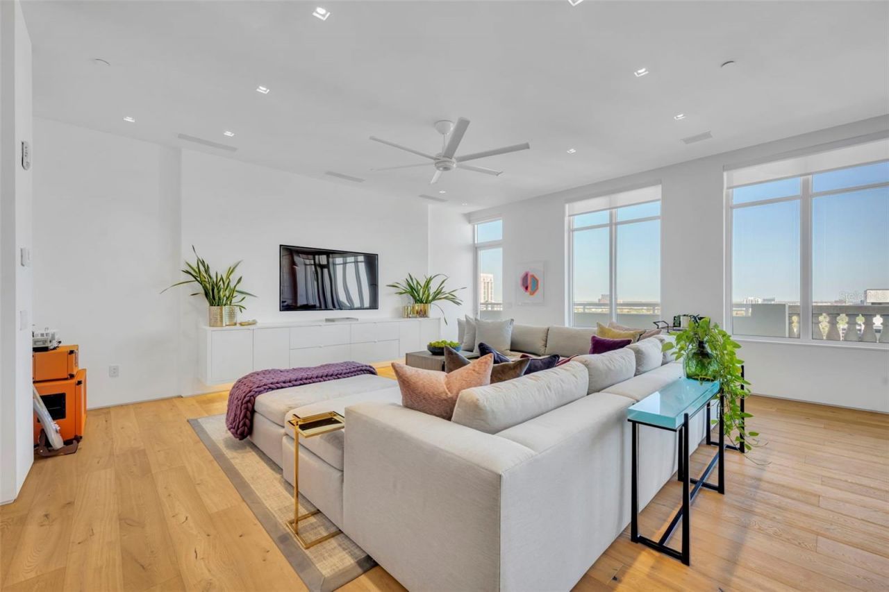 100 S Eola Drive , Unit PH 116, Orlando, FL 32801 Photo