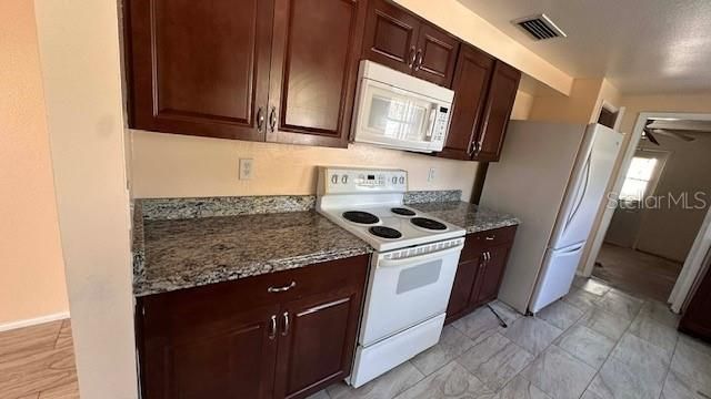 6204 38th Avenue W, Bradenton, FL 34209 Photo