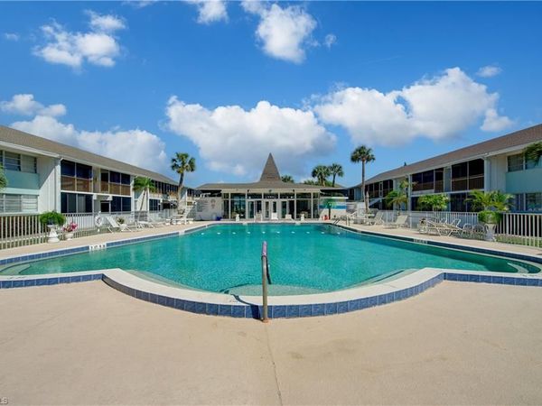 402 SE 42nd TER, Unit 3, CAPE CORAL, FL 33904