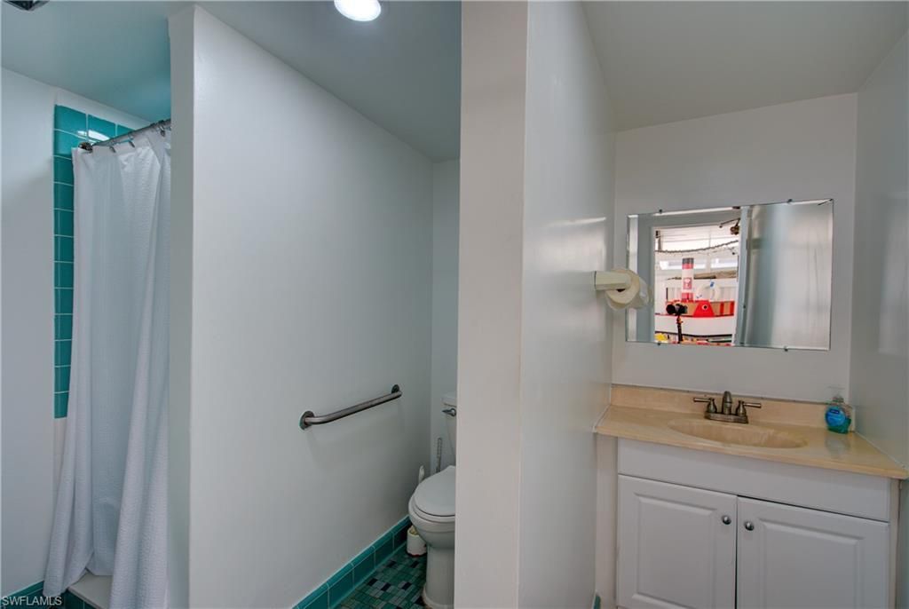 402 SE 42nd Ter, Unit 3, Cape Coral, FL 33904 Photo