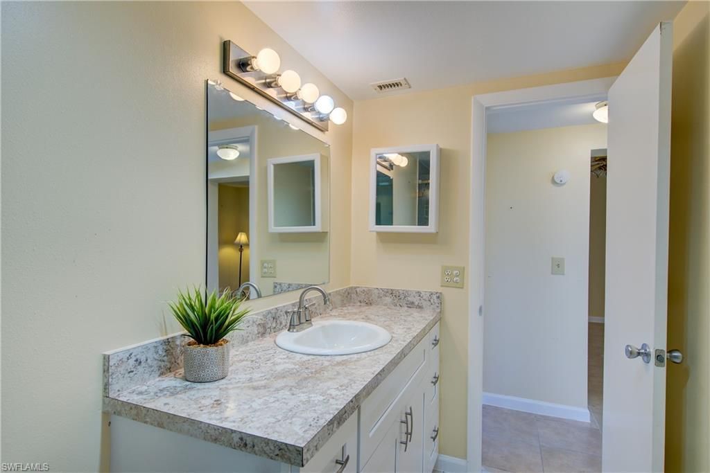 402 SE 42nd Ter , Unit 3, Cape Coral, FL 33904 Photo