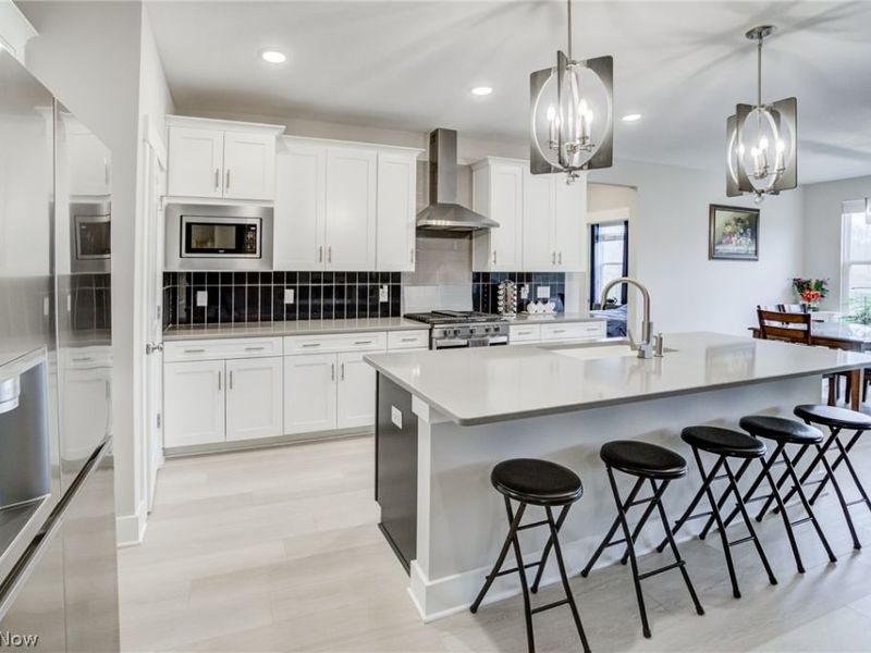 2848 Galway Drive, Brunswick Hills, OH 44212 Photo 12