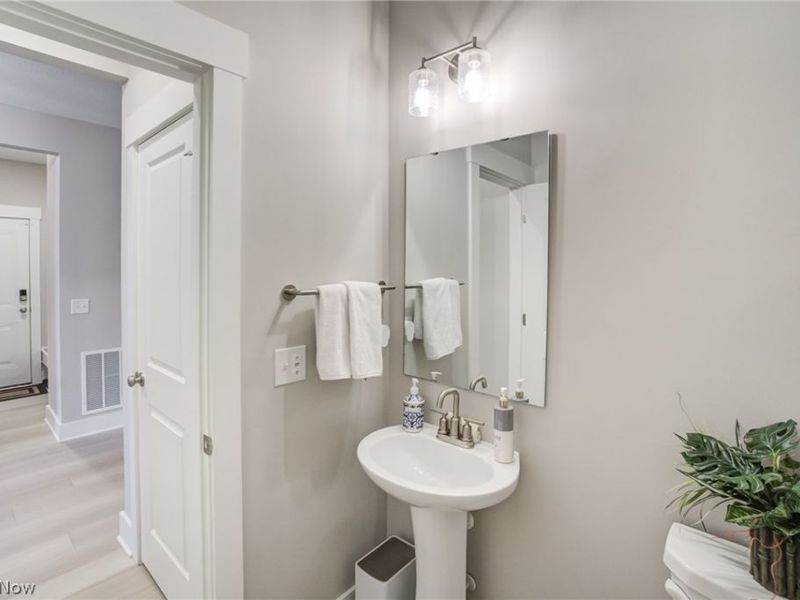 2848 Galway Drive, Brunswick Hills, OH 44212 Photo 26