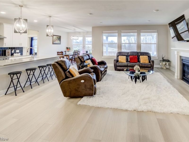 2848 Galway Drive, Brunswick Hills, OH 44212 Photo 9