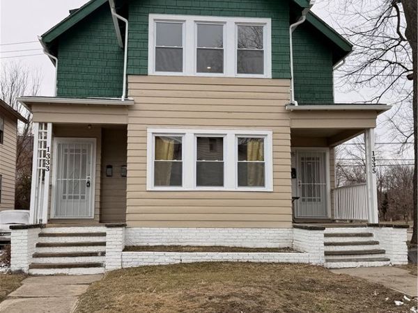 1333 E 142nd Street, East Cleveland, OH 44112