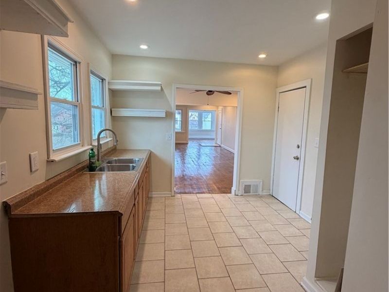 1333 E 142nd Street, East Cleveland, OH 44112 Photo 13