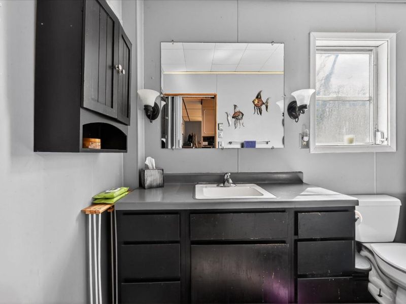 960 W Shore Boulevard, Put in Bay, OH 43456 Photo 14