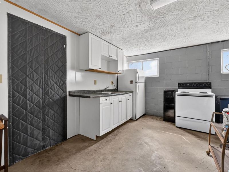 960 W Shore Boulevard, Put in Bay, OH 43456 Photo 22