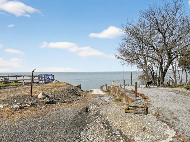 960 W Shore Boulevard, Put in Bay, OH 43456 Photo 24
