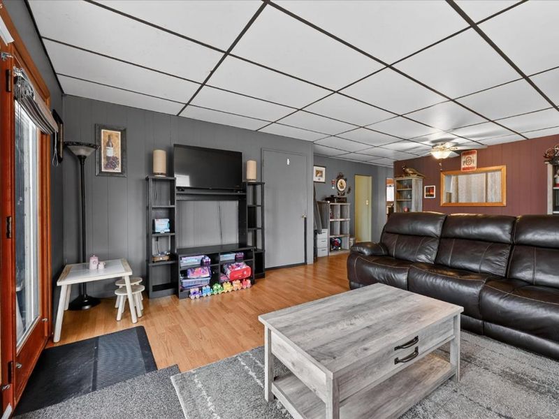 960 W Shore Boulevard, Put in Bay, OH 43456 Photo 6