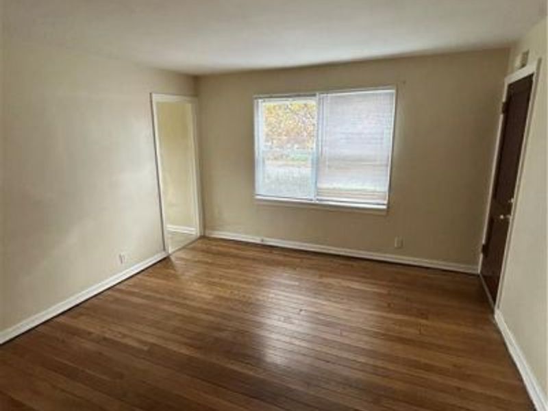 345 E Bruce Avenue, Dayton, OH 45405 Photo 8