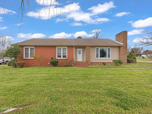 447 W College Street , Kenton, TN 38233