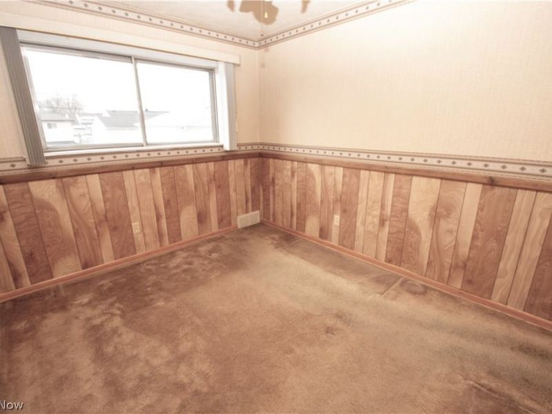 6448 Delores Boulevard, Brook Park, OH 44142 Photo 8