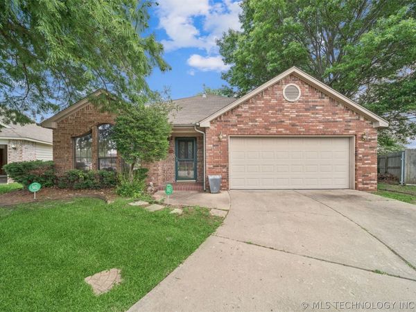 9534 E 76th Street, Tulsa, OK 74133