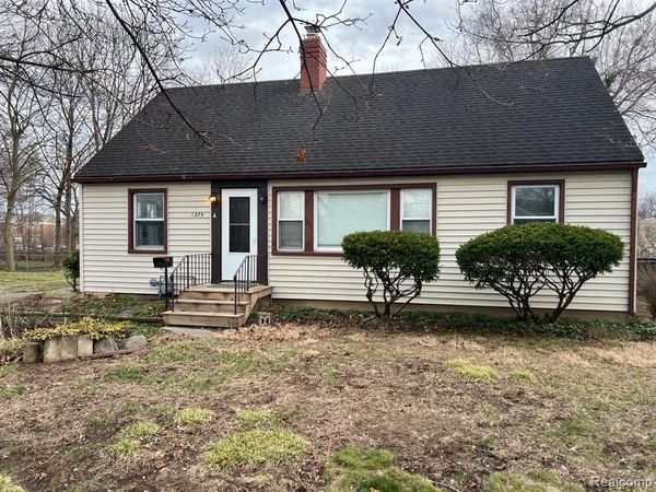 1275 University Avenue, Adrian, MI 49221