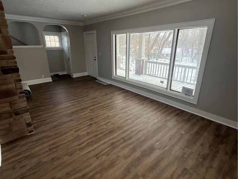 10428 Park Heights Road, Cleveland, OH 44104 Photo 3