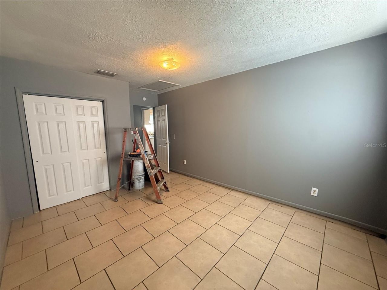 614 Larry Drive , Deland, FL 32724 Photo