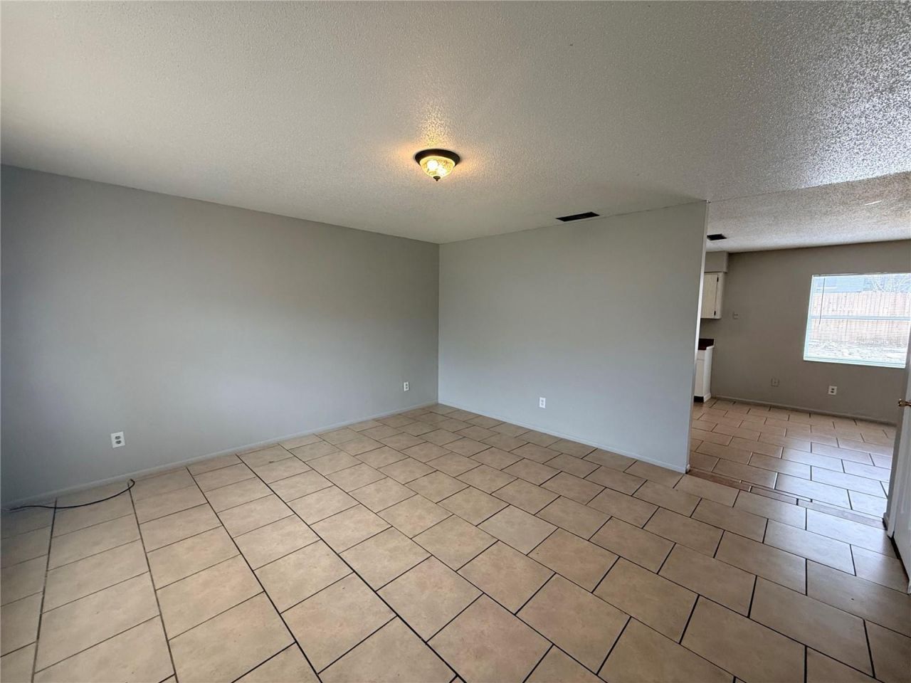 614 Larry Drive , Deland, FL 32724 Photo