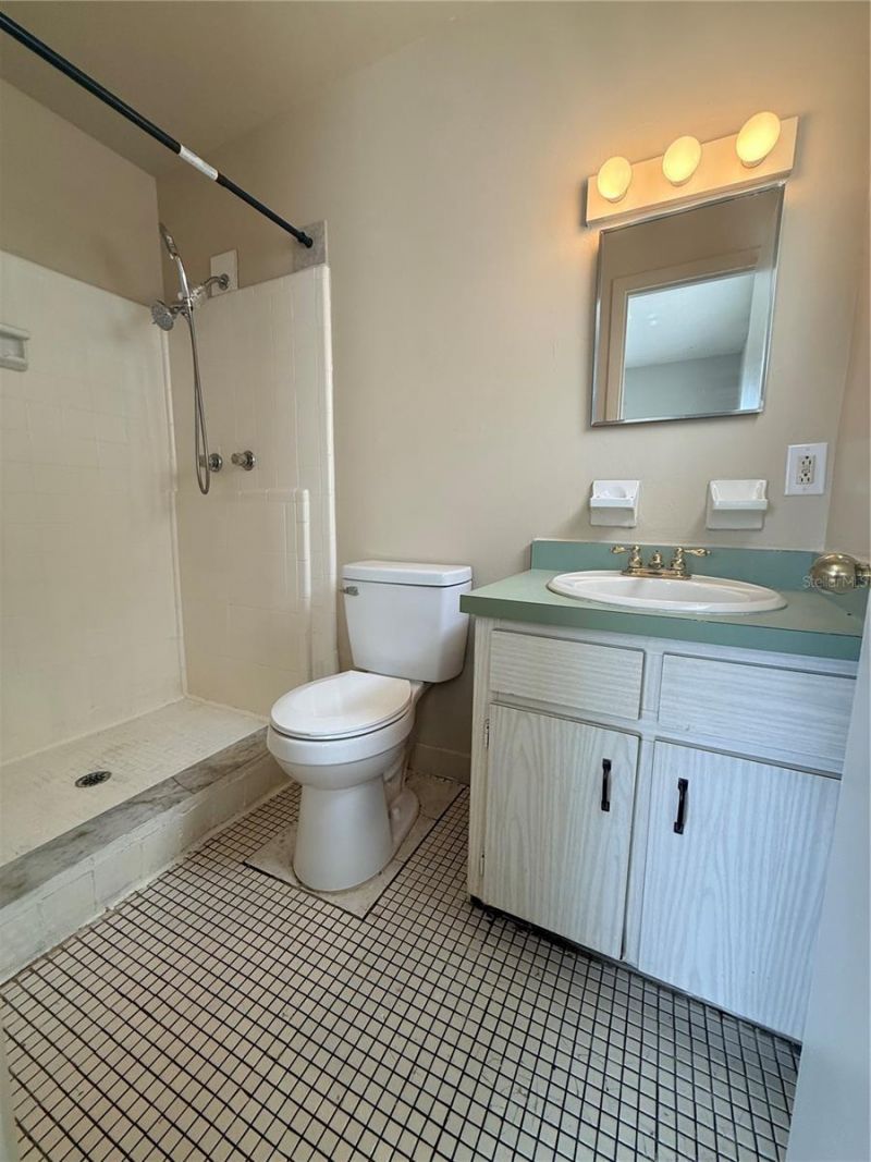 614 Larry Drive , Deland, FL 32724 Photo