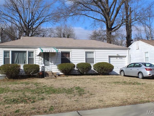 1501 Akron Drive, St Louis, MO 63137