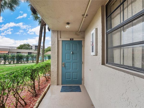 1101 Colony Point Cir , Unit 101, Pembroke Pines, FL 33026