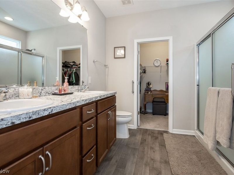 701 Cedar Crest Drive, Elyria, OH 44035 Photo 17