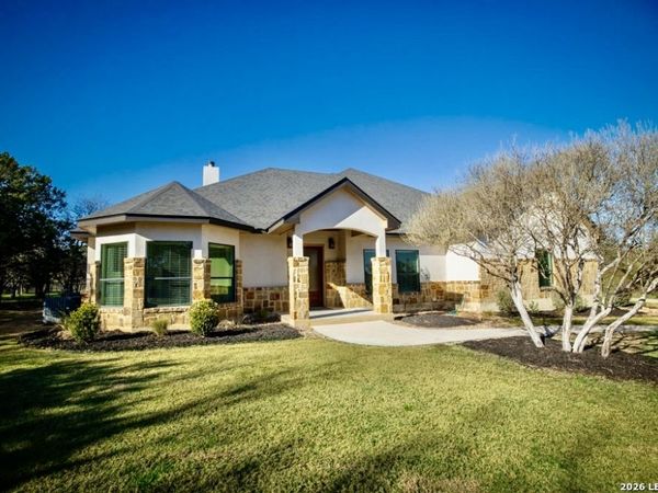 750 Cambridge, New Braunfels, TX 78132