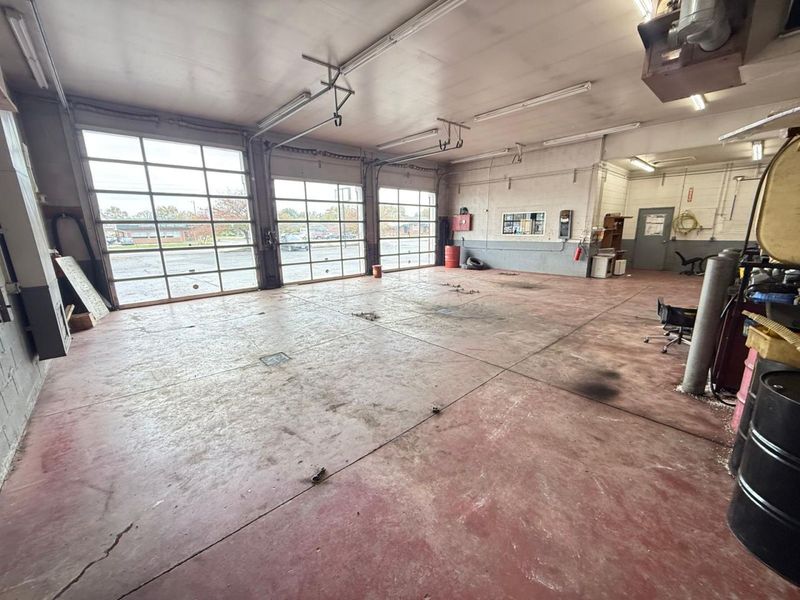 6050 E Livingston Avenue, Columbus, OH 43232 Photo 11