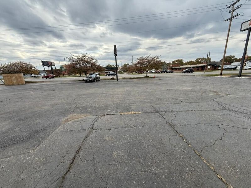 6050 E Livingston Avenue, Columbus, OH 43232 Photo 6