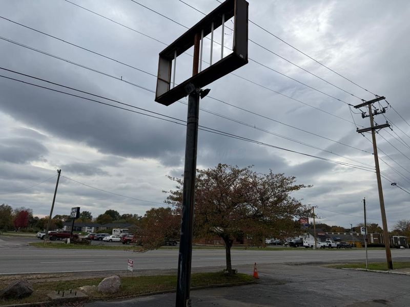 6050 E Livingston Avenue, Columbus, OH 43232 Photo 8