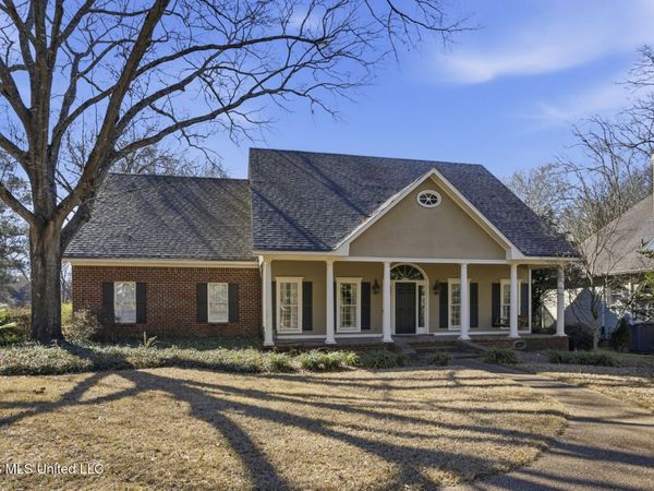 1425 Fontaine Drive, Jackson, MS 39211