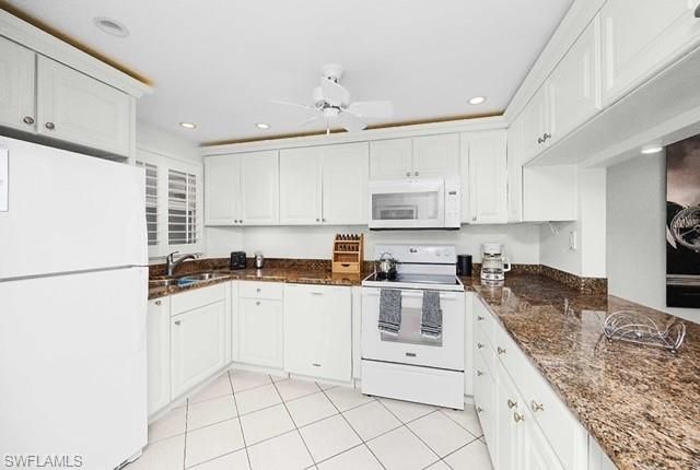 37 High Point Cir E, Unit 307, Naples, FL 34103 Photo