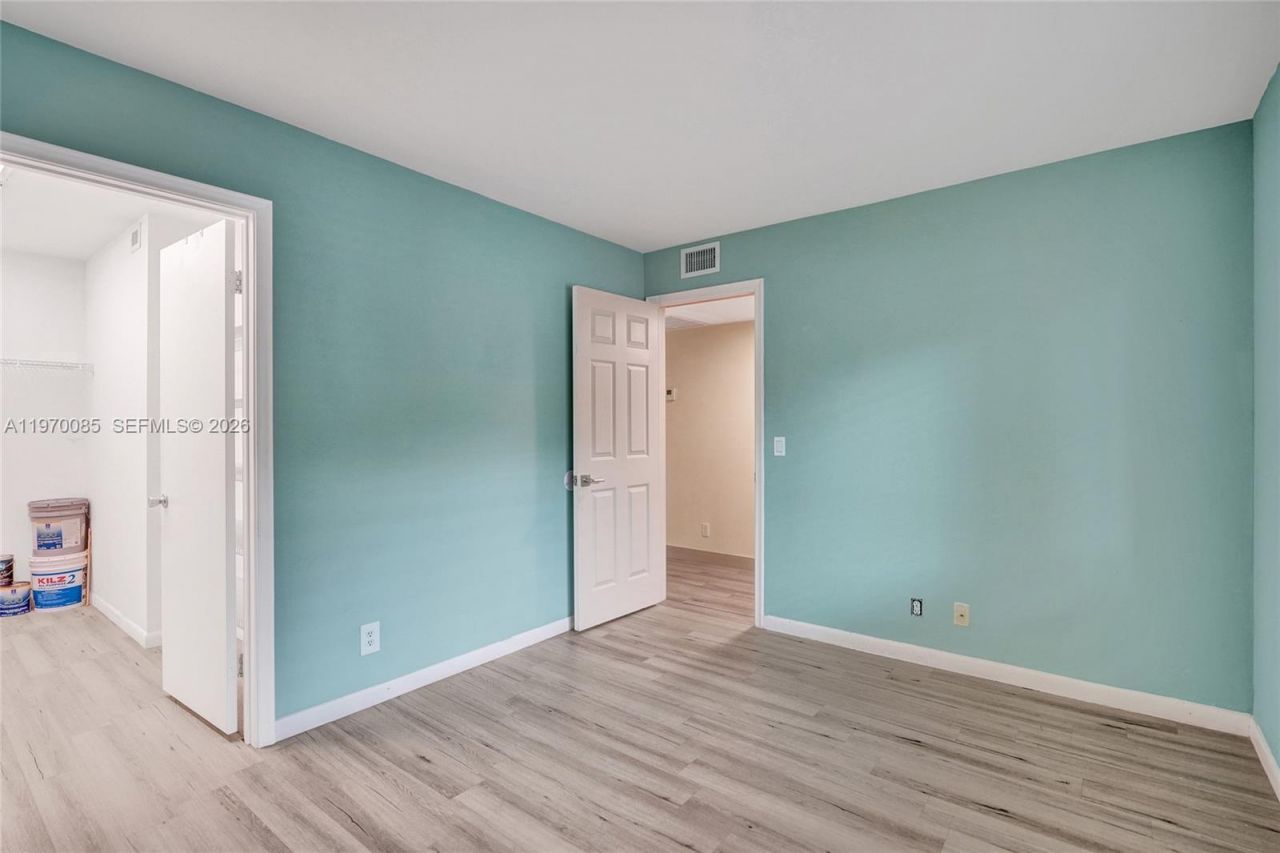 12750 SW 4th Ct, Unit 111J, Pembroke Pines, FL 33027 Photo