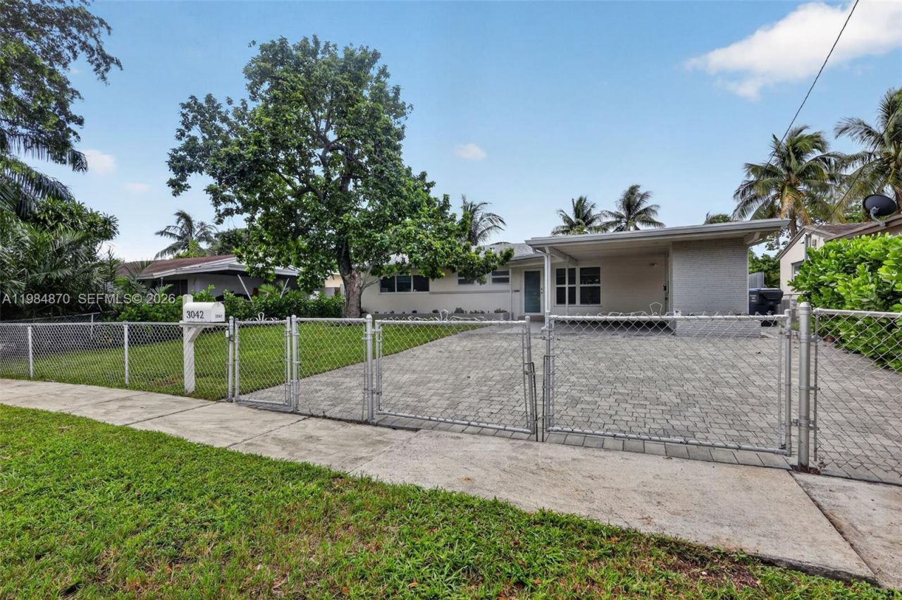 3042 Hayes St, Hollywood, FL 33021 Photo