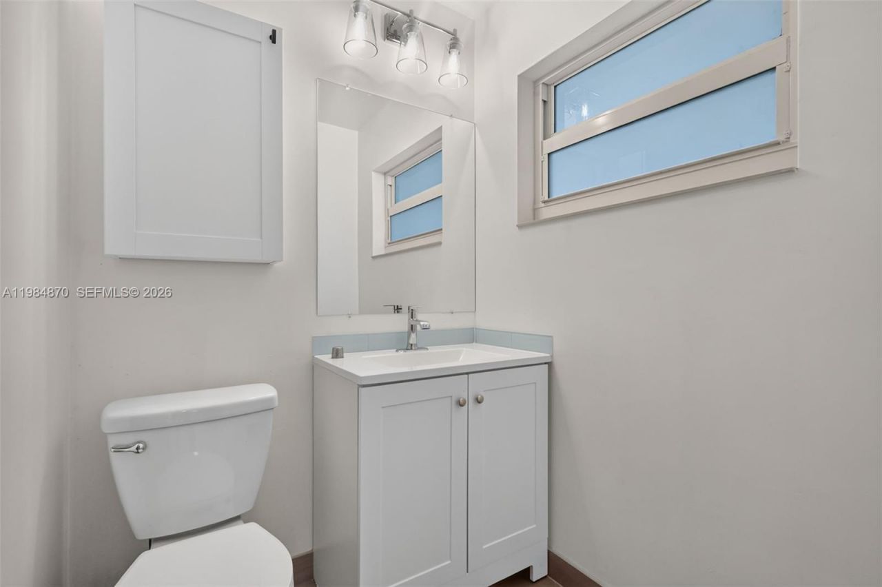 3042 Hayes St, Hollywood, FL 33021 Photo