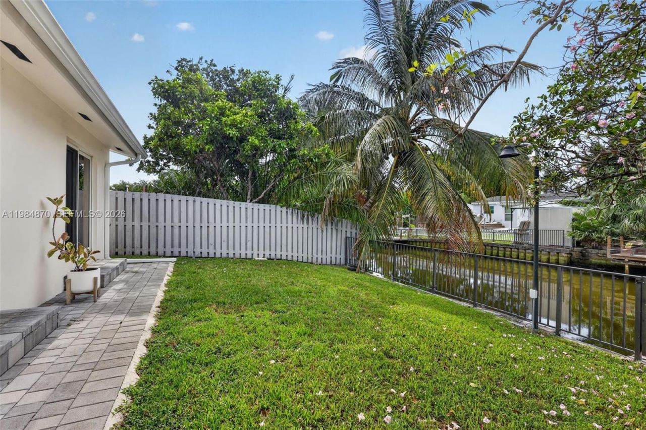 3042 Hayes St, Hollywood, FL 33021 Photo