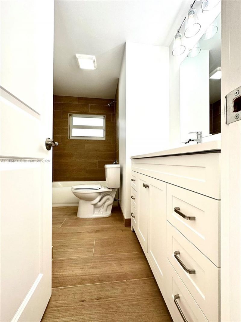 3042 Hayes St , Hollywood, FL 33021 Photo