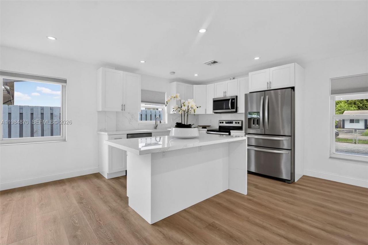 3042 Hayes St, Hollywood, FL 33021 Photo