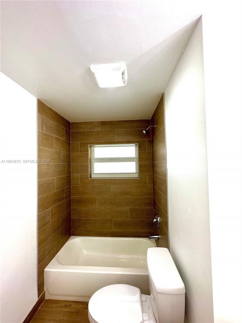 3042 Hayes St , Hollywood, FL 33021 Photo