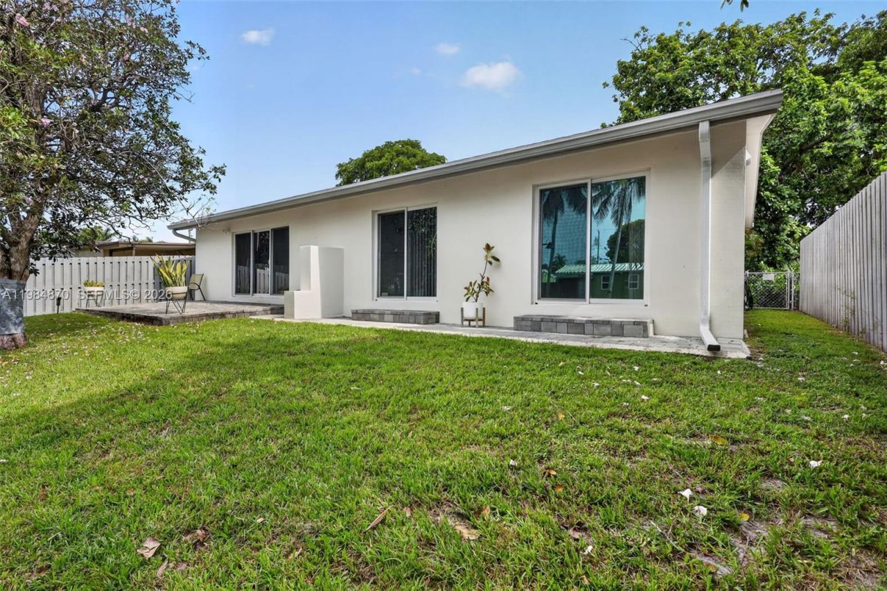 3042 Hayes St, Hollywood, FL 33021 Photo