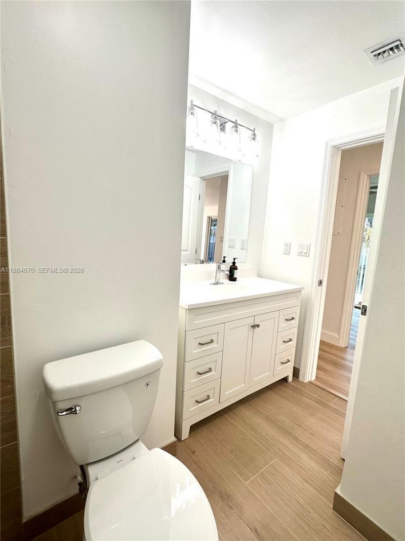 3042 Hayes St , Hollywood, FL 33021 Photo