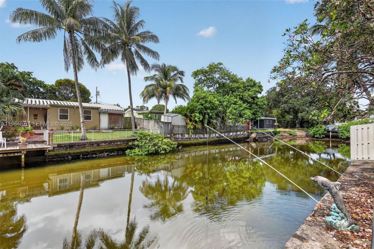 3042 Hayes St, Hollywood, FL 33021 Photo