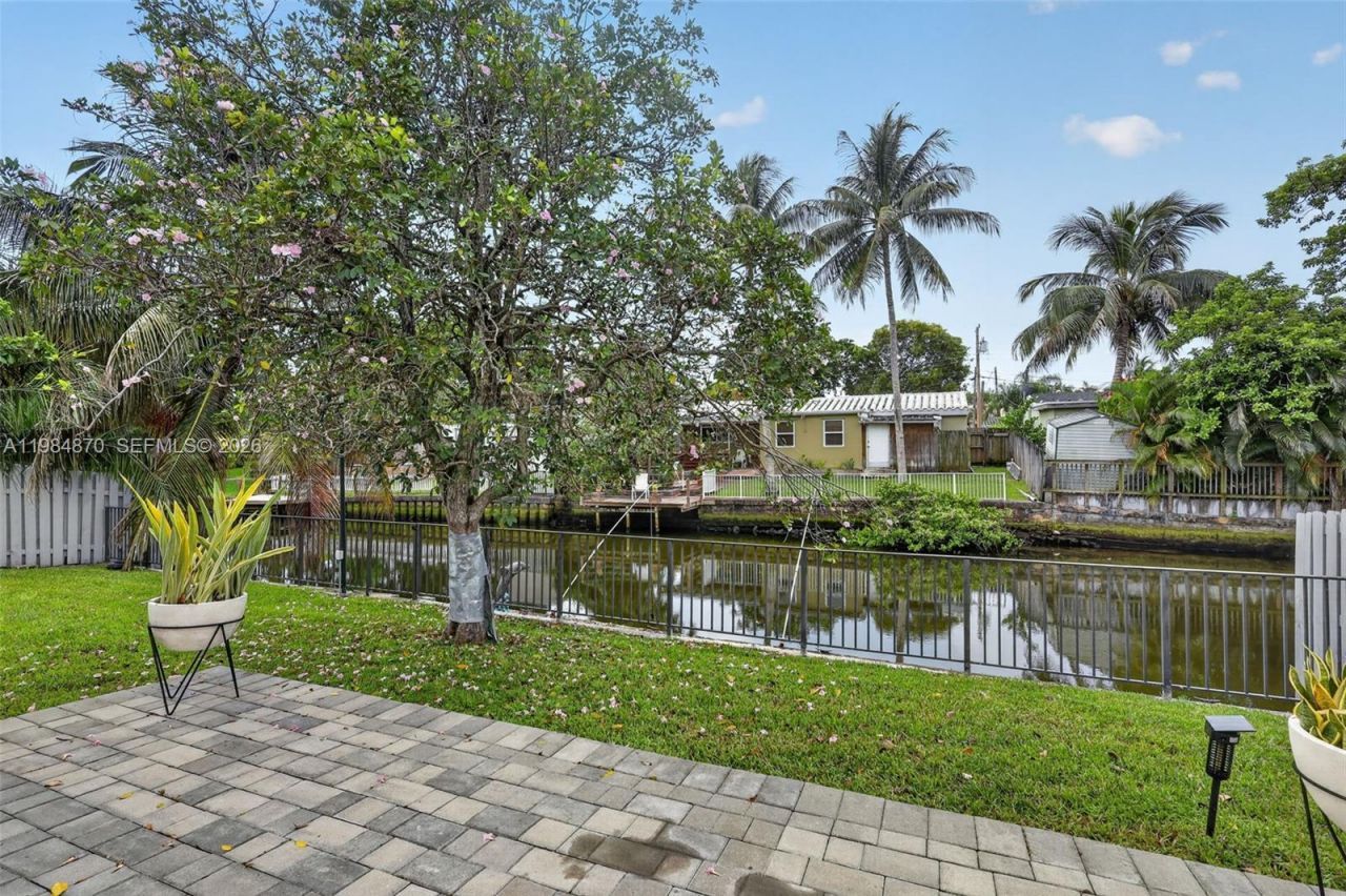 3042 Hayes St, Hollywood, FL 33021 Photo