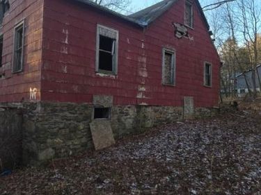 15 SPRUCE STREET, MT POCONO, PA 18344